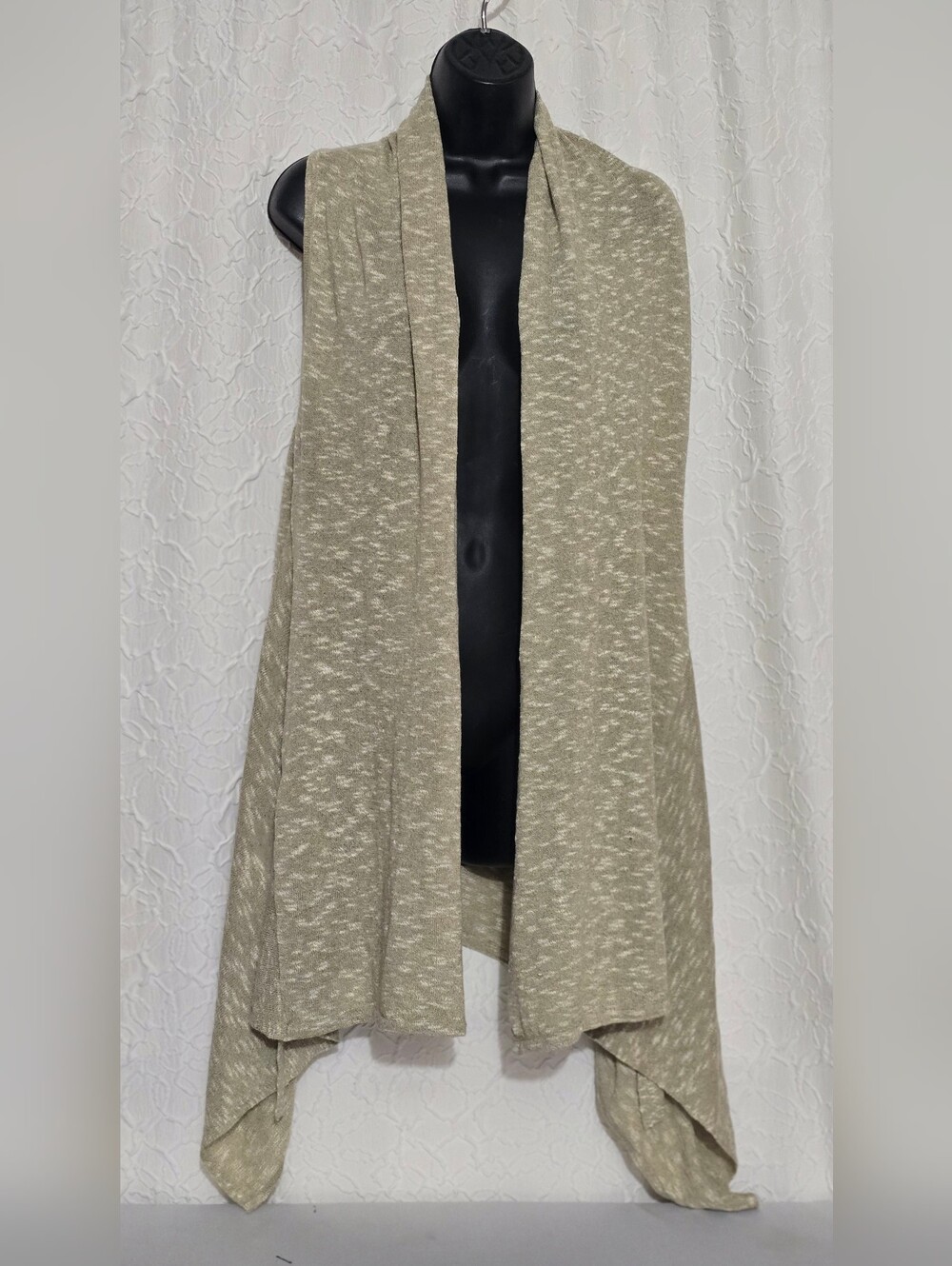 New Directions® Beige Open Front Asymmetrical Sleeveless Sweater Vest - Size M